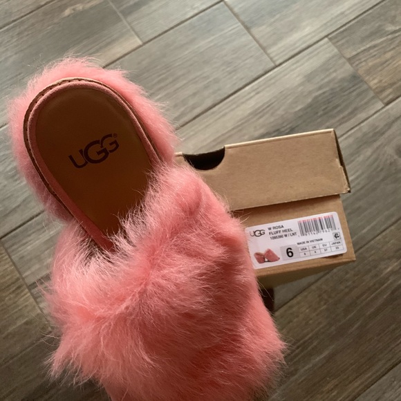 Ugh Rosa Fluffy Slides - Picture 3 of 5